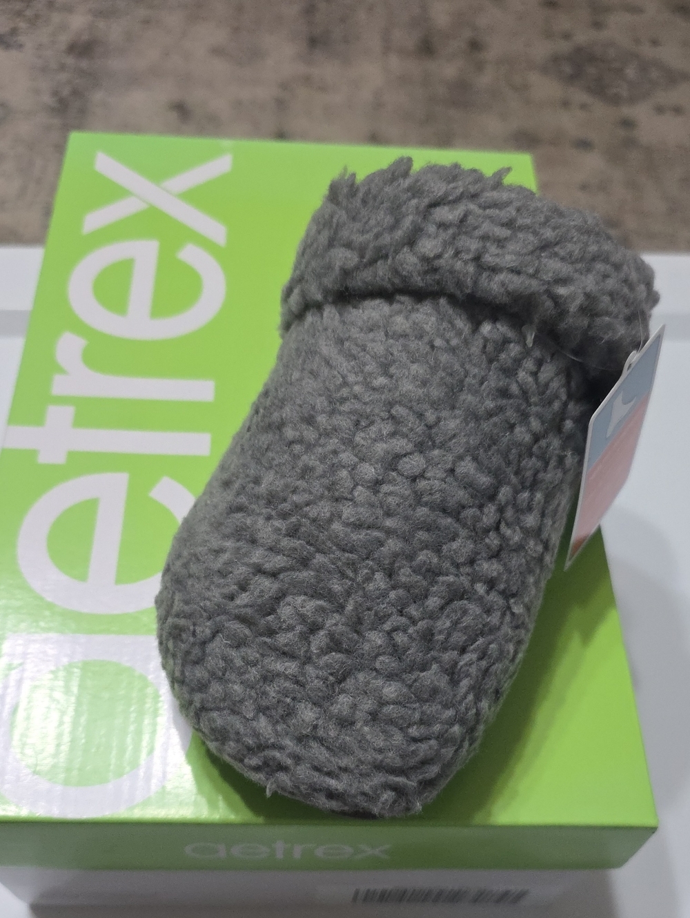 Aetrex Gray Sherpa Kids Mitten - Cozy Plush Winter Accessory